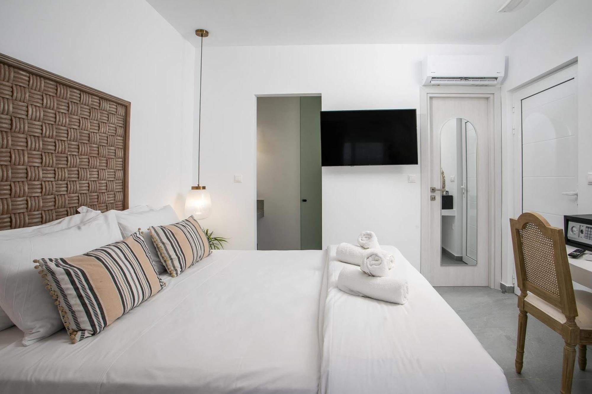 Calma Luxury Studios & Suites Faliraki Extérieur photo