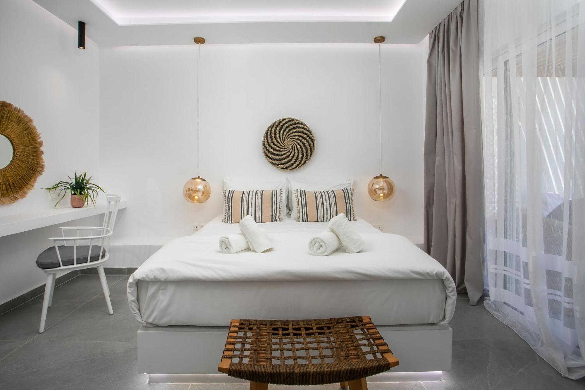 Calma Luxury Studios & Suites Faliraki Extérieur photo