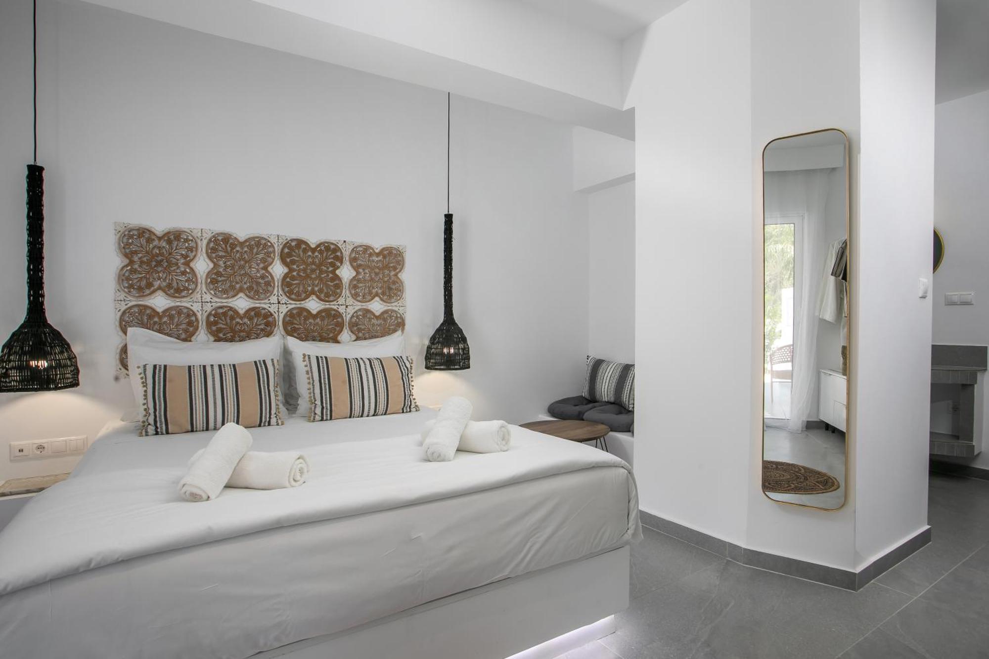 Calma Luxury Studios & Suites Faliraki Extérieur photo