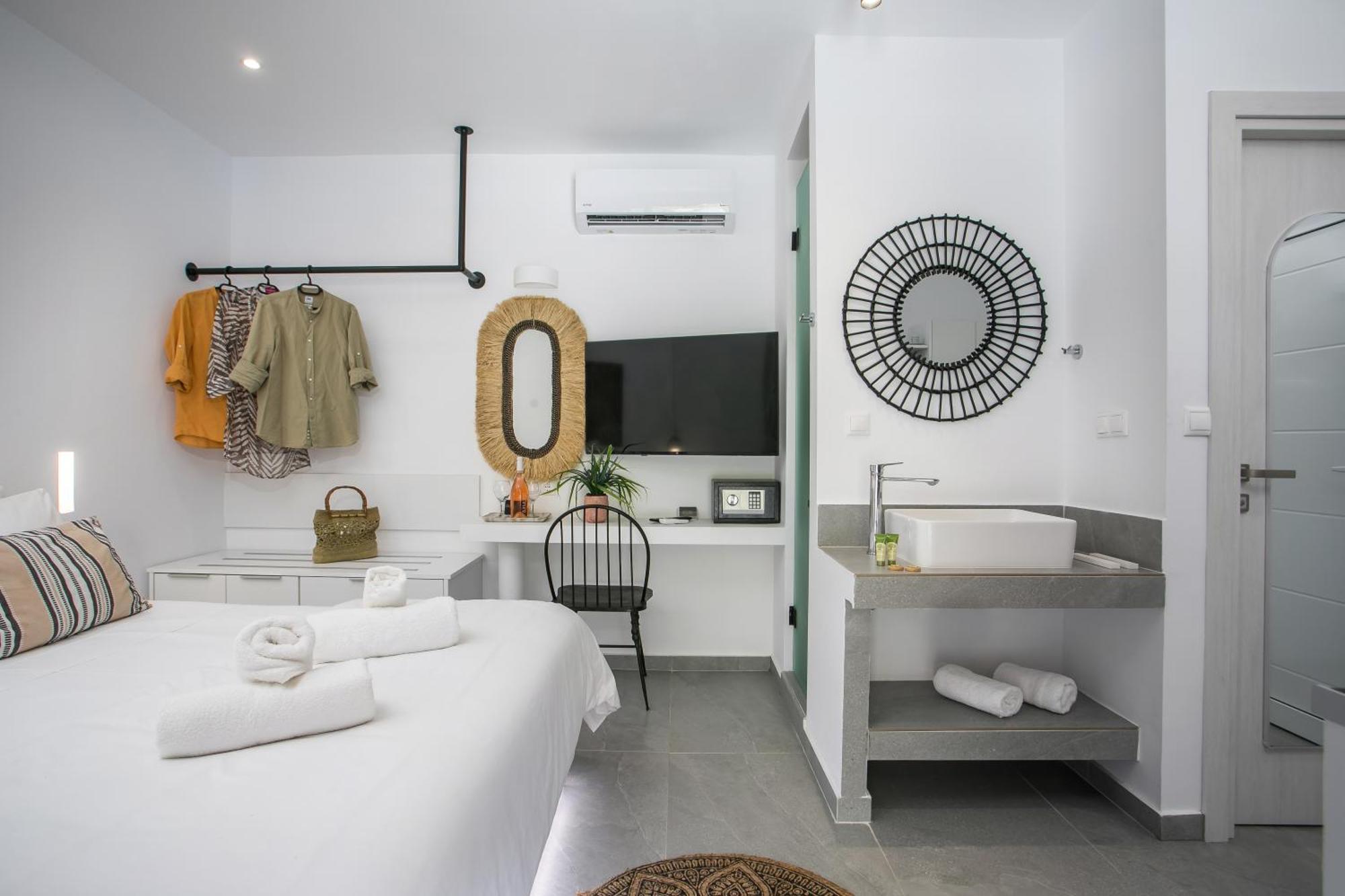 Calma Luxury Studios & Suites Faliraki Extérieur photo