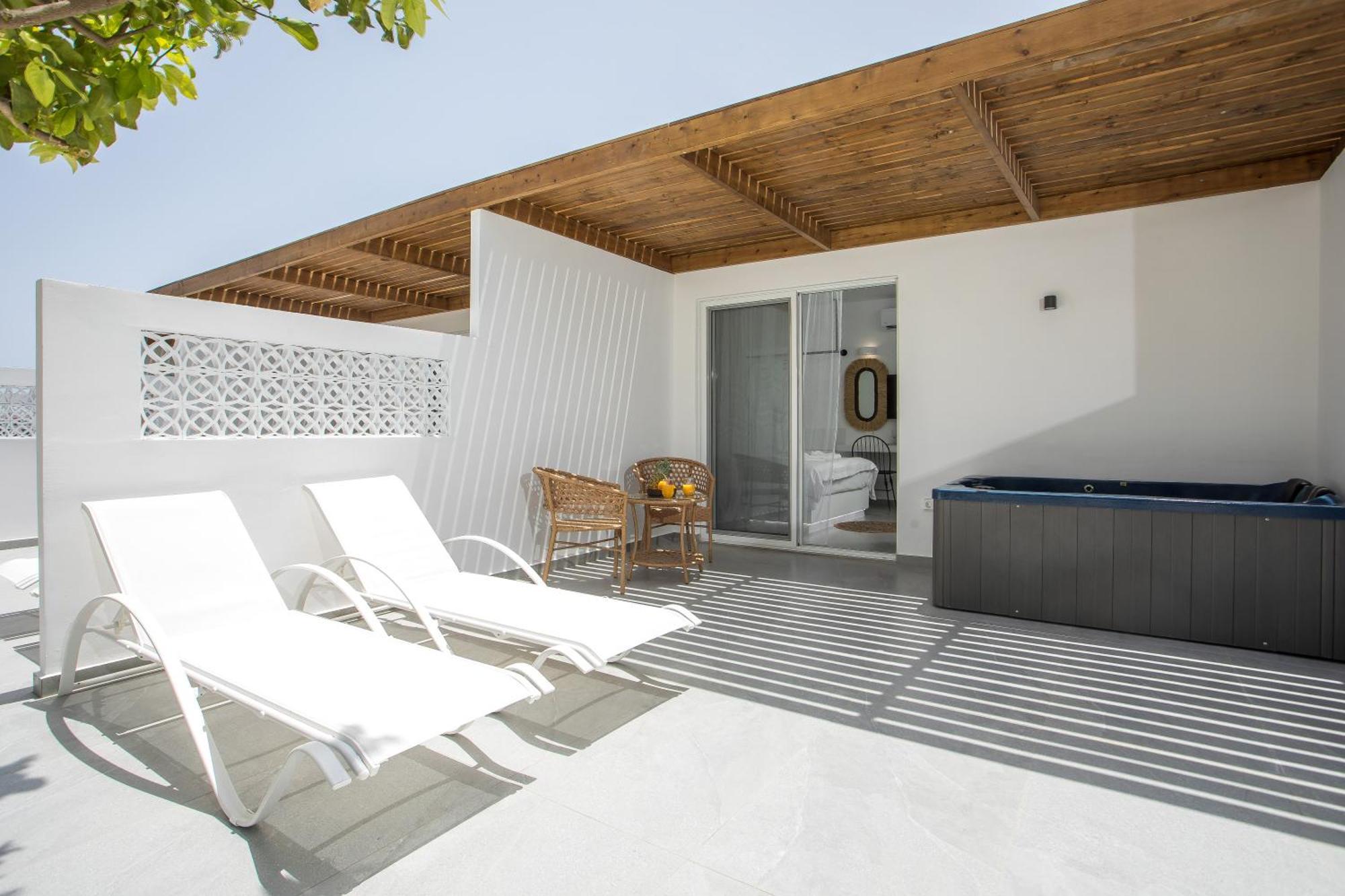 Calma Luxury Studios & Suites Faliraki Extérieur photo