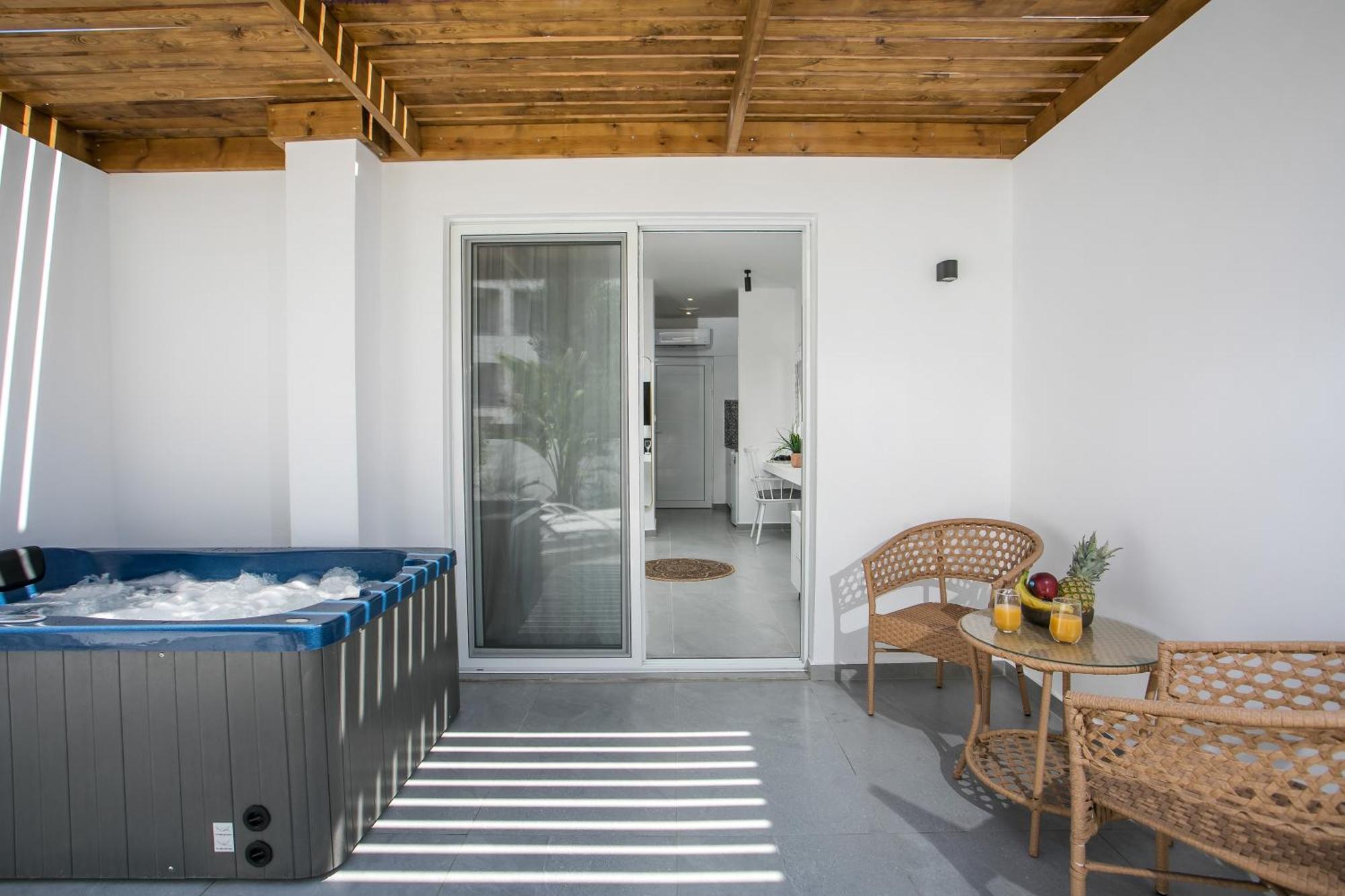 Calma Luxury Studios & Suites Faliraki Extérieur photo
